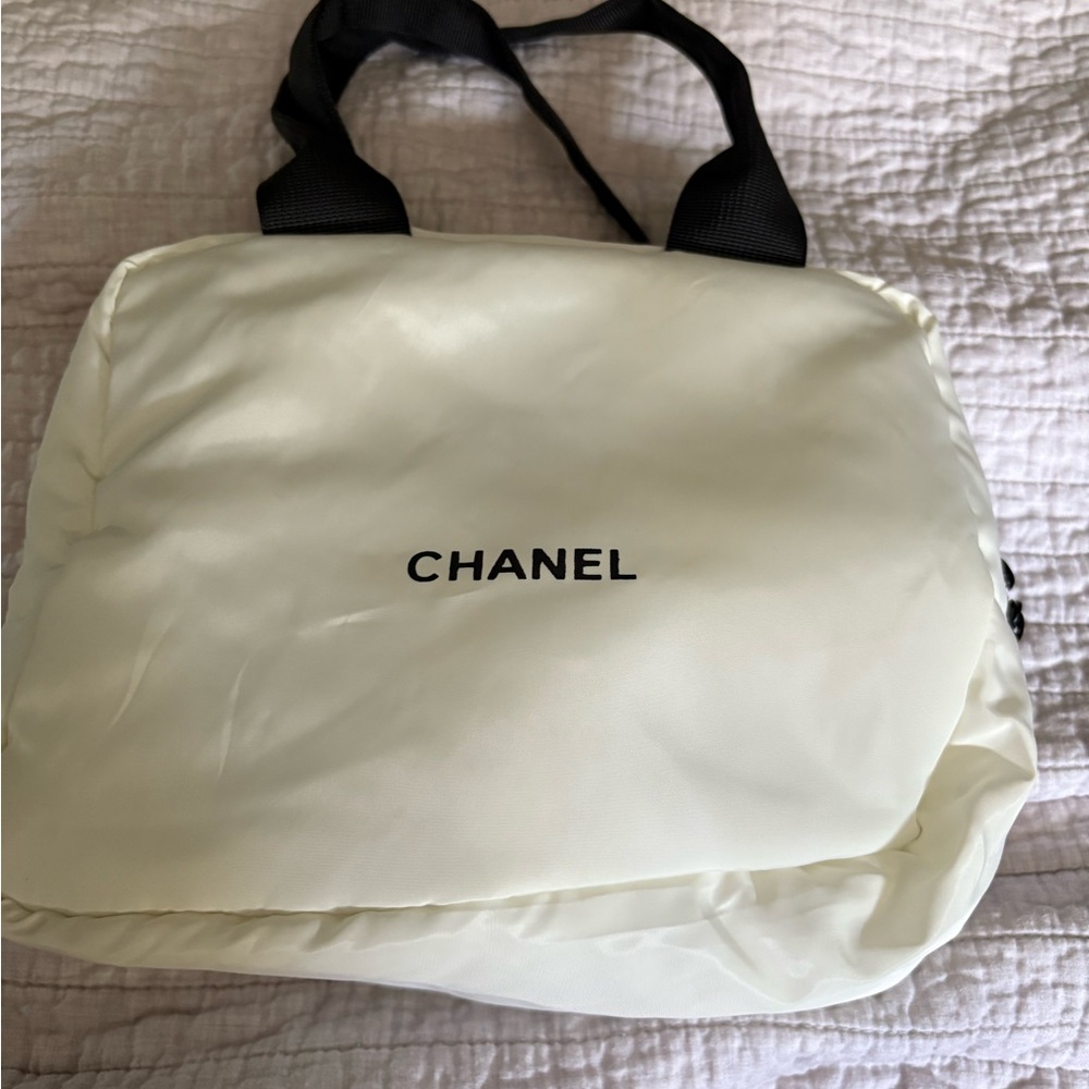 Puffer Chanel Cream Women's hand Bag purse designer club make up yoga gym cc